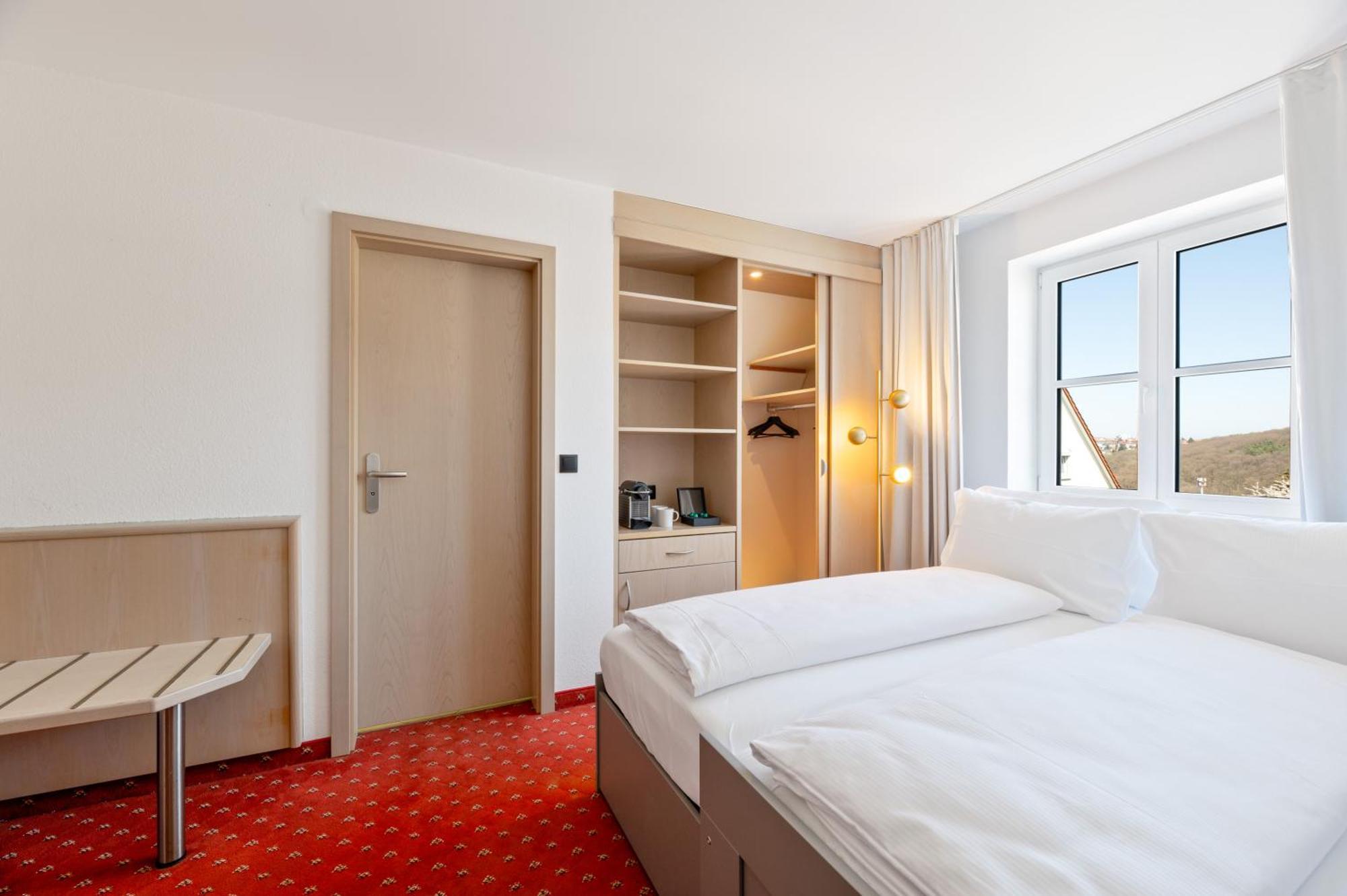 Steiners Hotel Airport-Messe Stuttgart Bagian luar foto