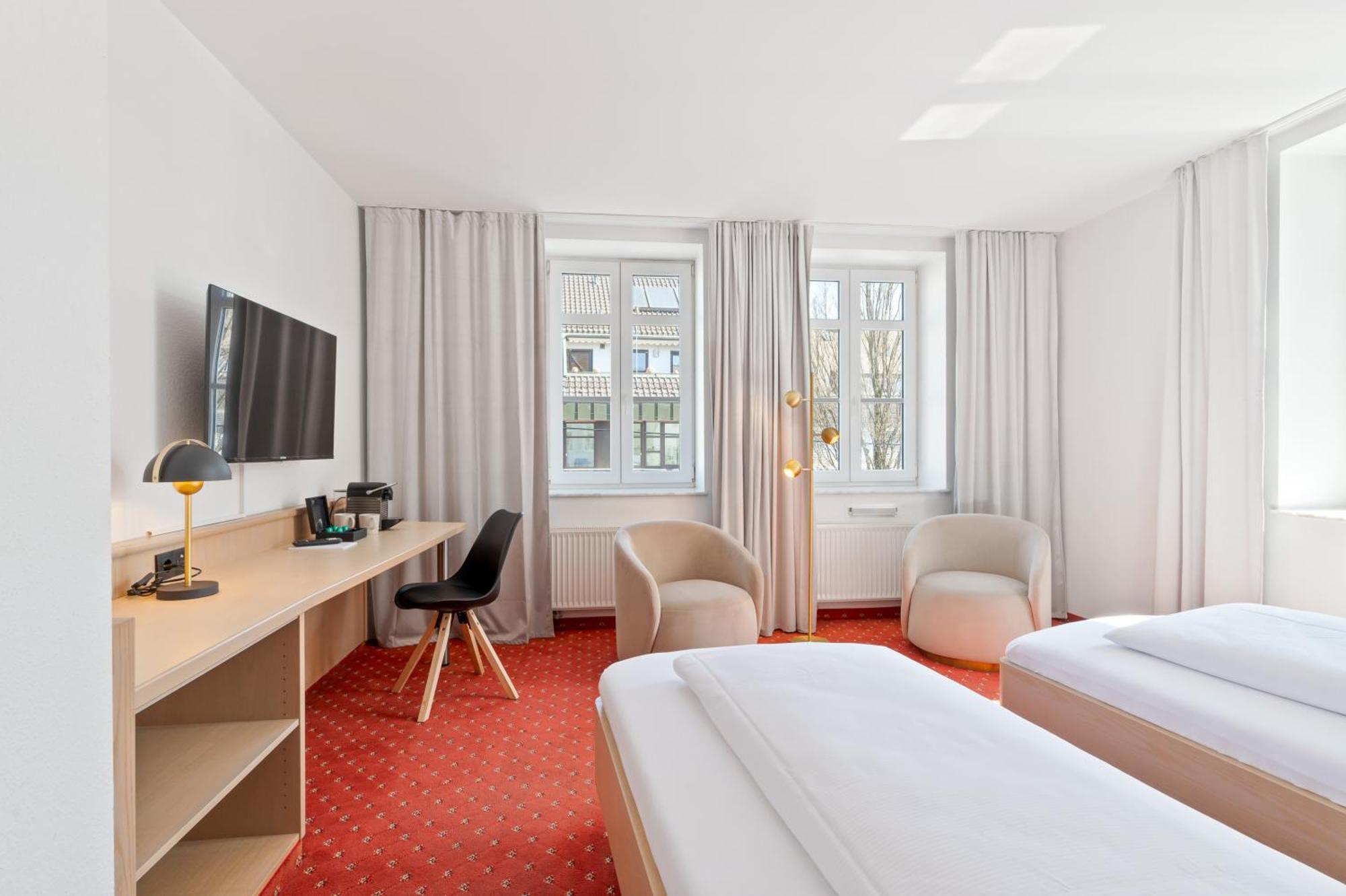 Steiners Hotel Airport-Messe Stuttgart Bagian luar foto