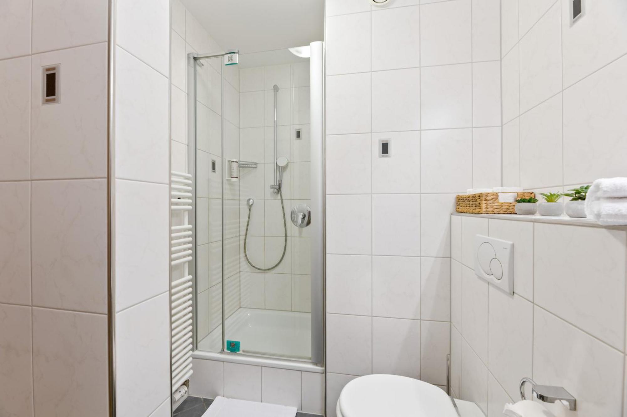 Steiners Hotel Airport-Messe Stuttgart Bagian luar foto