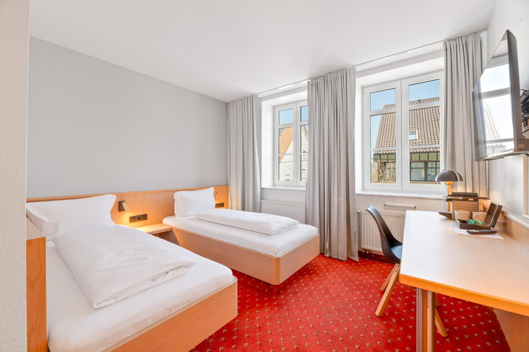 Steiners Hotel Airport-Messe Stuttgart Bagian luar foto