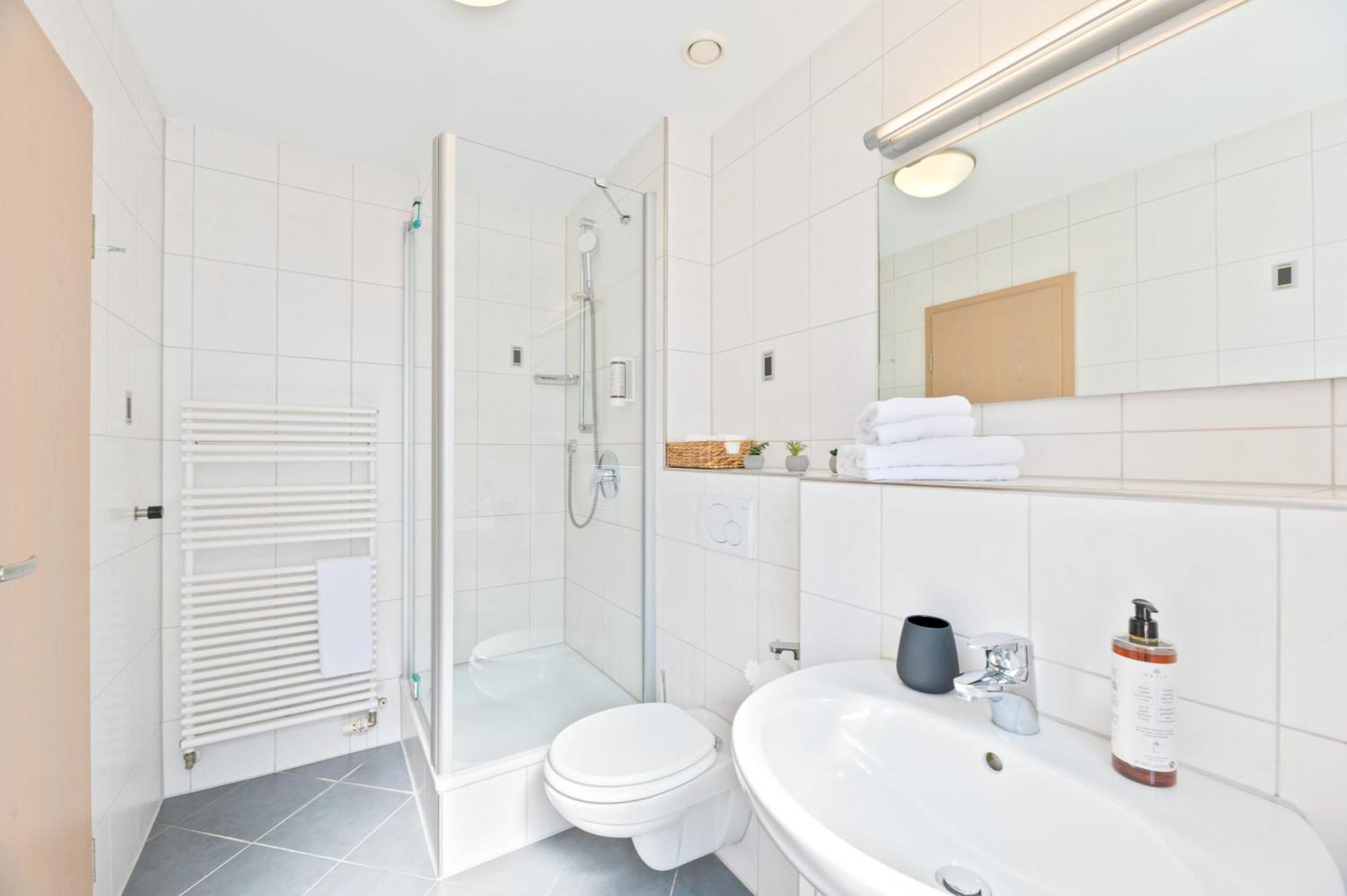 Steiners Hotel Airport-Messe Stuttgart Bagian luar foto